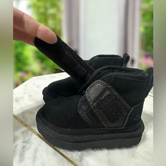 UGG Toddler Neumel Snapback V Strap chukka Winter Snow Shearling Boot Size 6 - Picture 7 of 12
